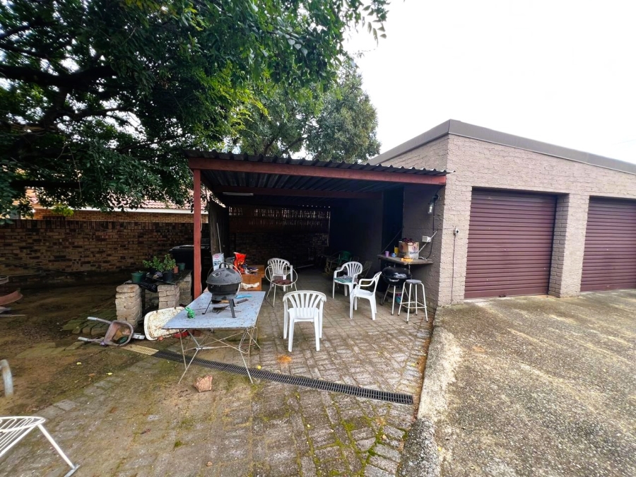 4 Bedroom Property for Sale in Vaalpark Free State
